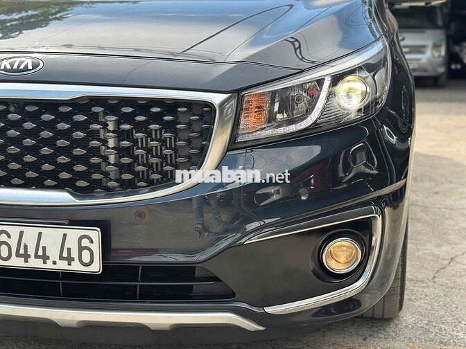 KIA Sedona 2.2 Full Dầu 2018 BẢO HÀNH 1 NĂM
