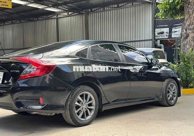 Honda Civic 1.8 G Màu Đen