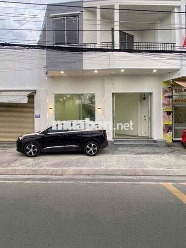 Cho thuê nhà mặt tiền Nguyễn Tất thành, Phước Long, Nha Trang