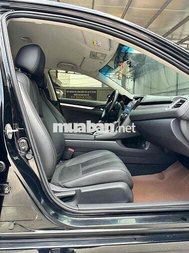 Honda Civic 1.8 G Màu Đen