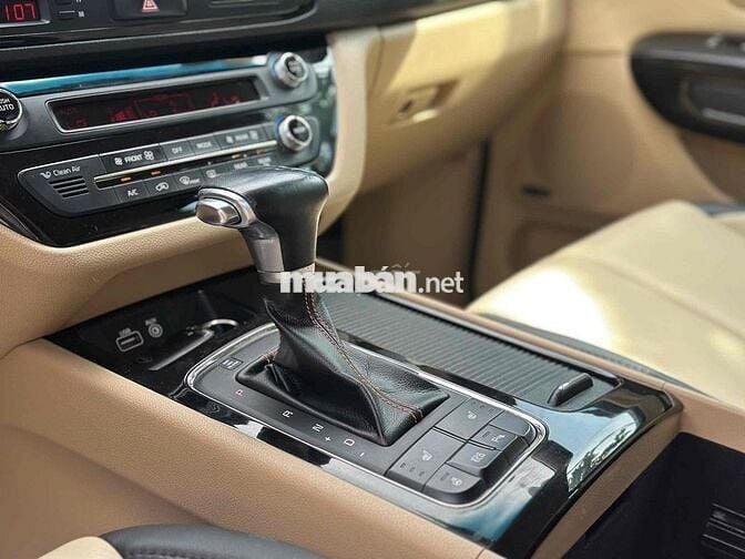 KIA Sedona 2.2 Full Dầu 2018 BẢO HÀNH 1 NĂM