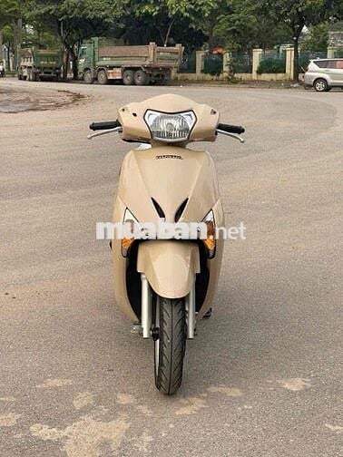 Honda Lead 110 FI Vàng cát Việt Nam