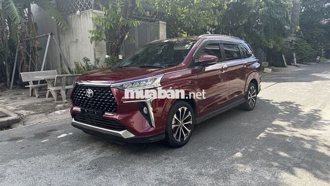Toyota Veloz Cross 2023 Đỏ Tự động 7 chỗ