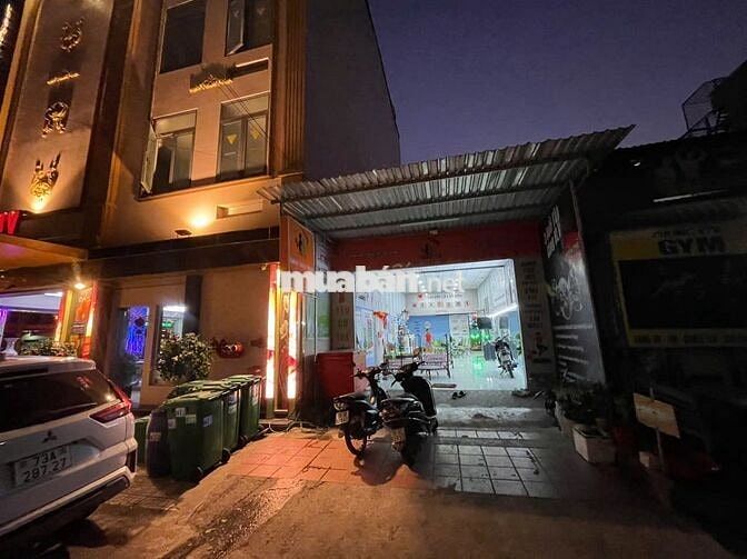 bán Nhà mặt tiền kinh doanh Phường Dĩ An,TP.HCM