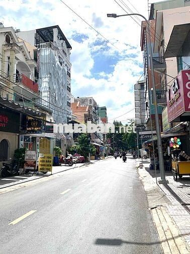 CHÍNH CHỦ BÁN NHÀ MT ĐS 4 CĂN CỨ 26