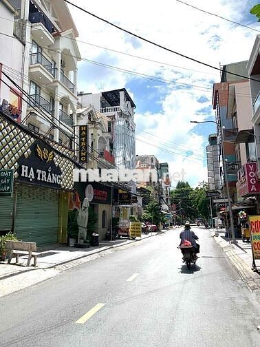 CHÍNH CHỦ BÁN NHÀ MT ĐS 4 CĂN CỨ 26