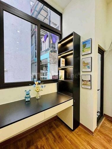 Cần bán nhà riêng phố Bạch Mai sổ đỏ đẹp 35m2 5 tâng đủ công năng