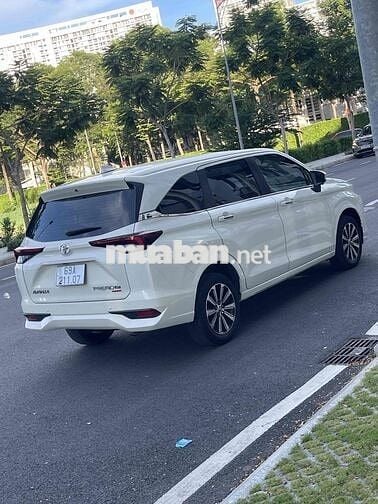 Toyota Avanza 2022 Số tự động 7 chỗ Trắng