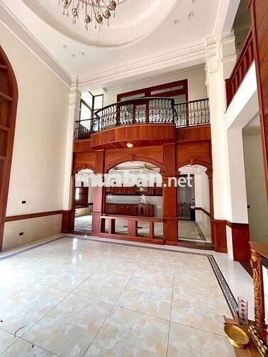 Cho thuê biệt thự và MBKD 200m2 gần ngã 6 An Phú