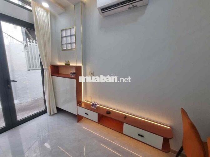 Bán nhà riêng 2 mặt hẻm 5 tầng Thạch Thị Thanh Quận 1 cũ