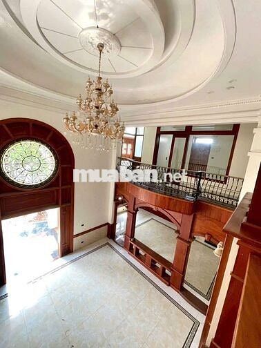 Cho thuê biệt thự và MBKD 200m2 gần ngã 6 An Phú