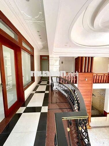 Cho thuê biệt thự và MBKD 200m2 gần ngã 6 An Phú