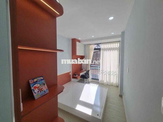 Bán nhà riêng 2 mặt hẻm 5 tầng Thạch Thị Thanh Quận 1 cũ