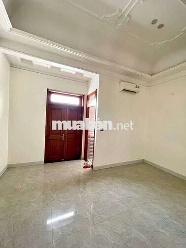 Cho thuê biệt thự và MBKD 200m2 gần ngã 6 An Phú