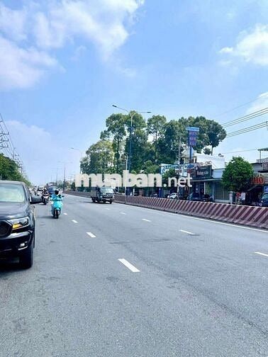 Cho thuê biệt thự và MBKD 200m2 gần ngã 6 An Phú