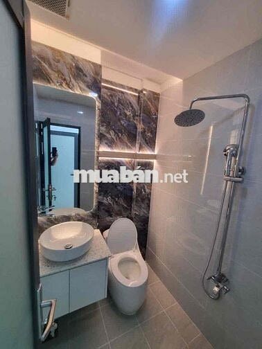 Bán nhà riêng 2 mặt hẻm 5 tầng Thạch Thị Thanh Quận 1 cũ