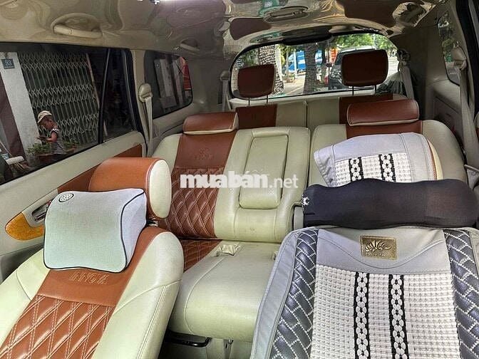 Toyota Innova G 2011 Bạc 150.000km