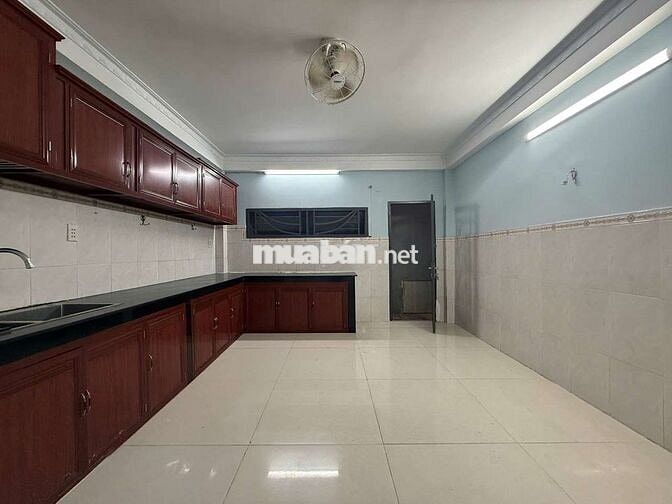 HÀNG TỐT NHÀ ĐẸP - ĐÚC BTCT - 64M² - CẠNH CHỢ HIỆP BÌNH - SỔ VUÔNG