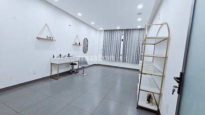 MTKD: 276 Trịnh Đình Trọng, Tân Phú. 8*23m (dtsd: 800m2) *39,9tỷ*