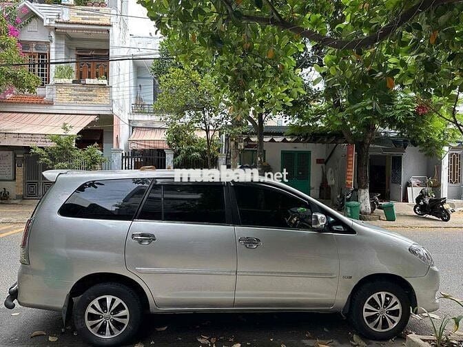 Toyota Innova G 2011 Bạc 150.000km