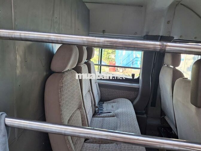 Ford Transit 2013 6 chỗ 190000 km Hồng phấn