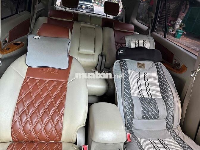 Toyota Innova G 2011 Bạc 150.000km