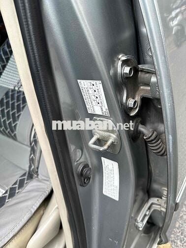 Toyota Innova G 2011 Bạc 150.000km