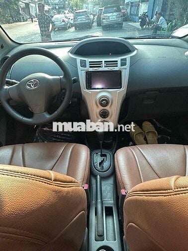 Toyota Yaris Trắng Số tự động 5 chỗ Da