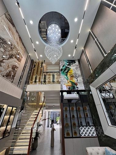 Bán nhà 4,2X16m, 4 tầng, Thang máy, Hẻm 6m Phan Huy Ích