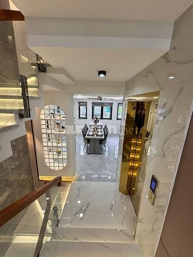 Bán nhà 4,2X16m, 4 tầng, Thang máy, Hẻm 6m Phan Huy Ích