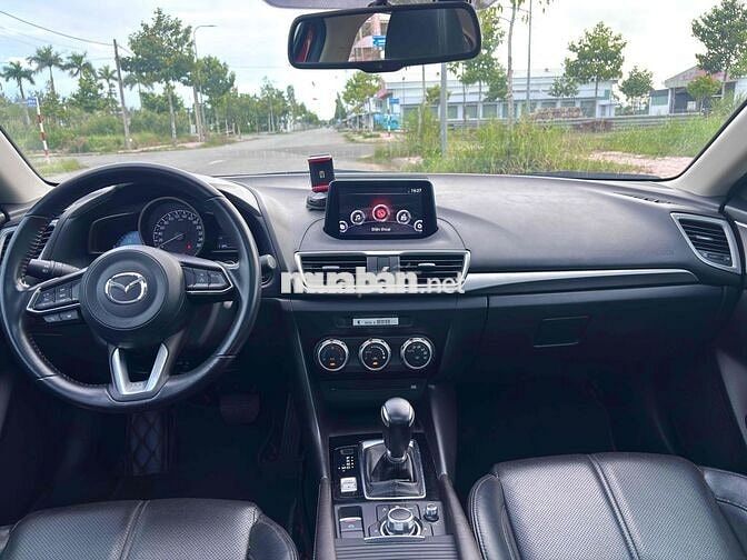 Mazda 3 2018 bản full chính chủ nguyên zin như mới