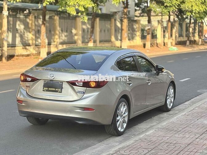 Mazda 3 - 2015 Full kịch option