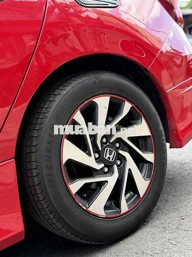 Honda Civic 1.8E sx 2018 50.000 km Đỏ