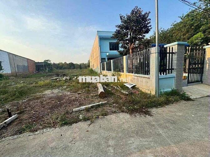 Bán đất ngang lớn 30x36 sổ hồng sẵn