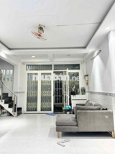 NHỈNH 3Tỷ sở hửu gần 40M 3PN ngay ngã 5 Gò Vấp Sát Bên Tân Bình Sân Ba