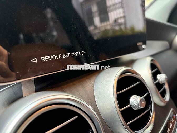 Mercedes-Benz GLC300 2022 Đen 33000 km
