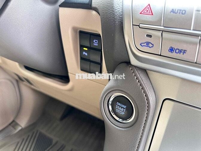 Toyota Land Cruiser Prado 2022 Đen full bảo dưỡng