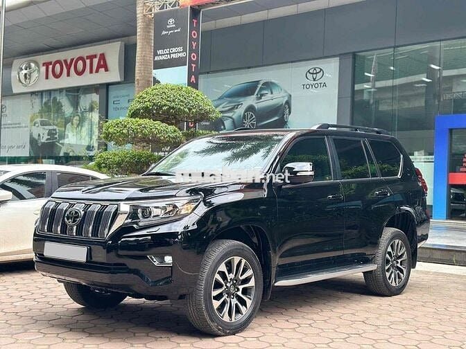 Toyota Land Cruiser Prado 2022 Đen full bảo dưỡng