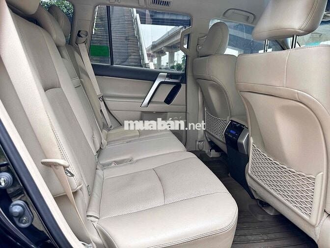 Toyota Land Cruiser Prado 2022 Đen full bảo dưỡng