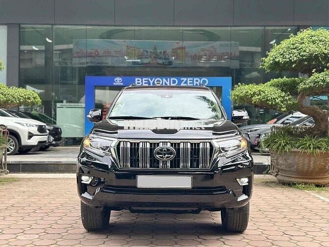 Toyota Land Cruiser Prado 2022 Đen full bảo dưỡng