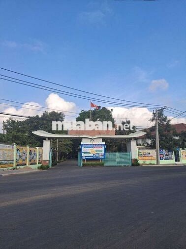 Tuyển 02 LĐPT - Lương tuần