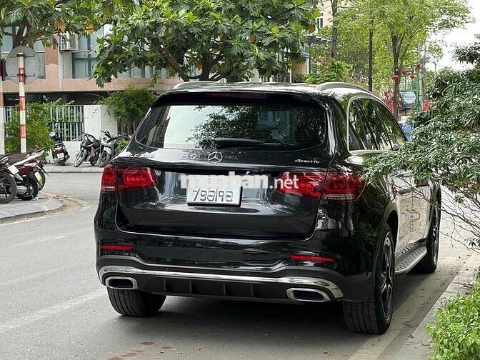 Mercedes-Benz GLC300 2022 Đen 33000 km
