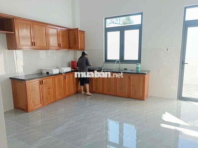 CHO THUÊ NHÀ TRỆT 3 LẦU FULL MÁY LẠNH KHU DÂN CƯ HỒNG LOAN
