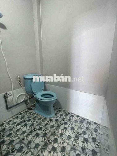 Phòng có gác rộng có 2 ban công tại đường 37  kế Phạm Văn Đồng