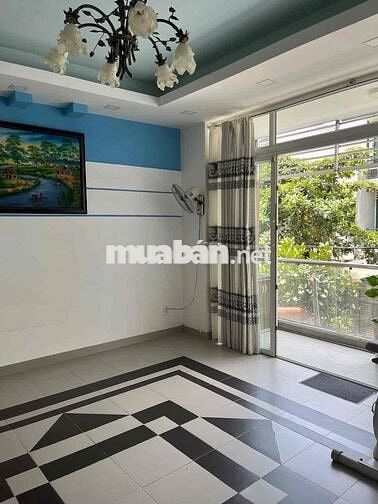 Phòng gần Gigamall, ĐH luật, Chợ, Ven sông mát mẻ