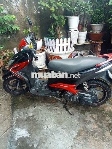 Yamaha Luvias Đen đỏ