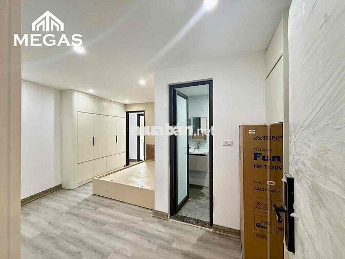 PHÒNG STUDIO  Ở HOÀNG NGÂN, LÊ VĂN LƯƠNG YÊN HOÀ CẦU GIẤY Ạ