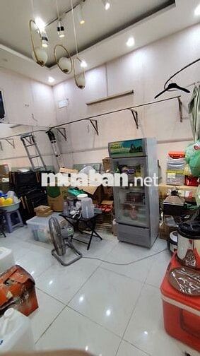 CHO THUÊ MẶT BẰNG TẦNG 1 NGAY LẠC LONG QUÂN – TÂY HỒ