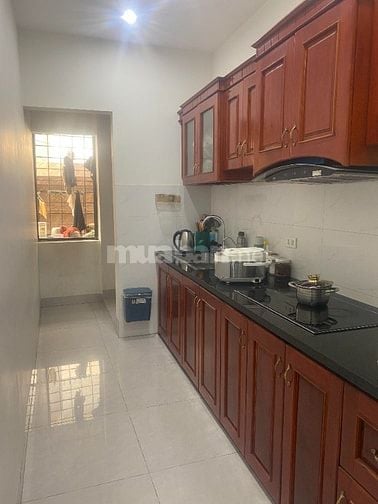 Cho thuê nhà tt lô góc phố Tông Đản, hoàn kiếm, hà nội