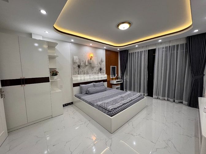 Siêu phẩm nhà phố 3 lầu - hẻm xe hơi Thích Quảng Đức, P. Đức Nhuận.